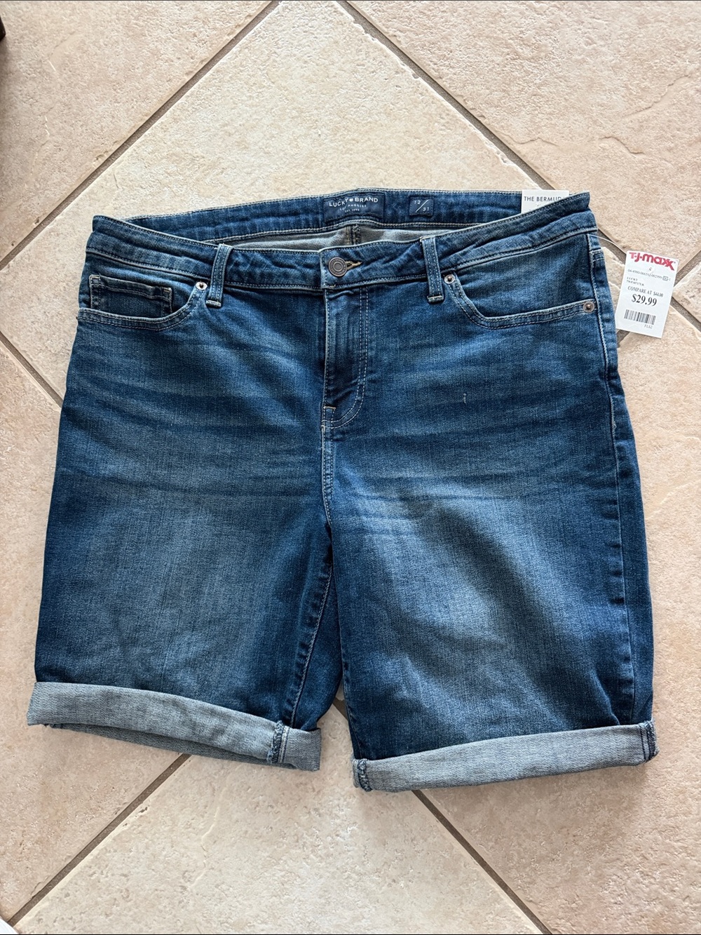 Lucky Brand The Bermuda Jean shorts Size 12/31
